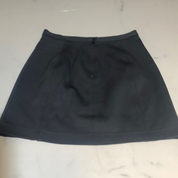 BCBG Charcoal Gray Skirt with front slit Size 4 - Picture 3 of 7